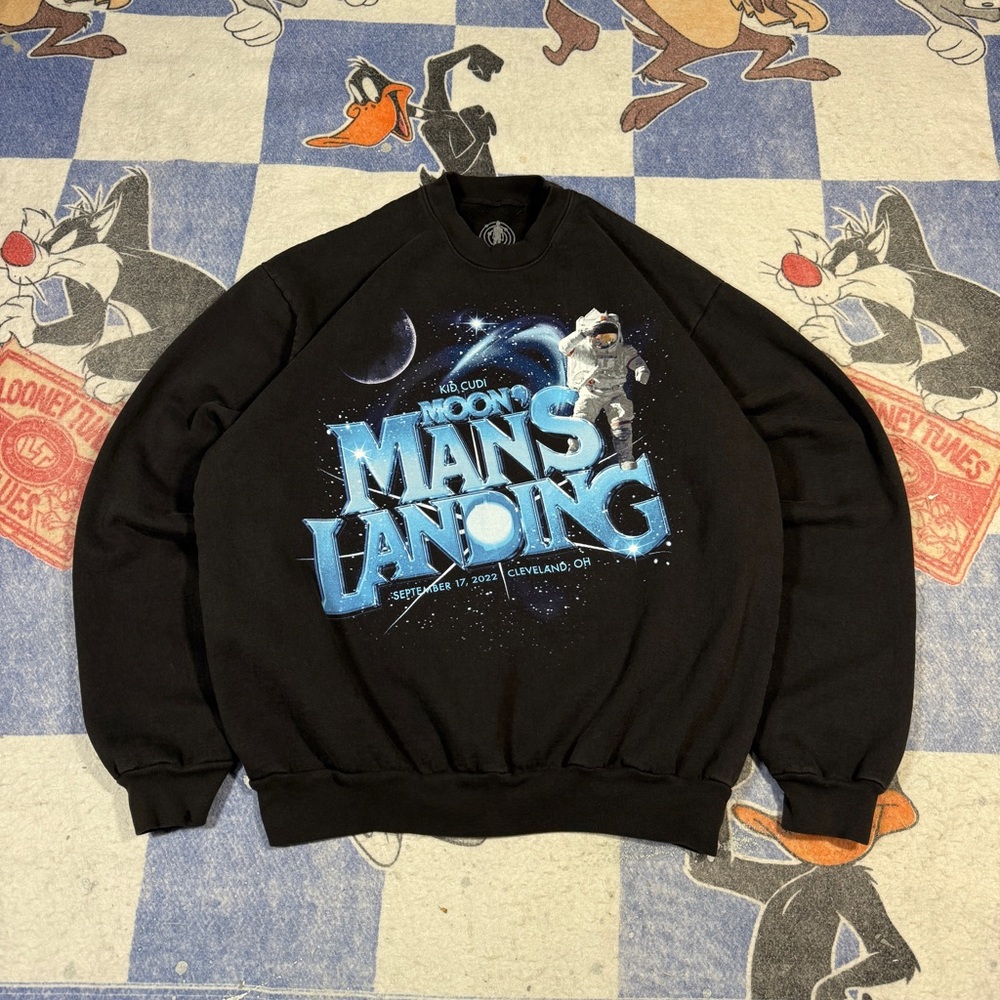Kid Cudi moons landing crewneck